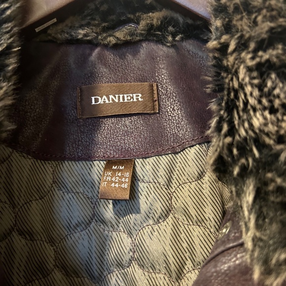 Danier Suede mid length jacket - Picture 4 of 4